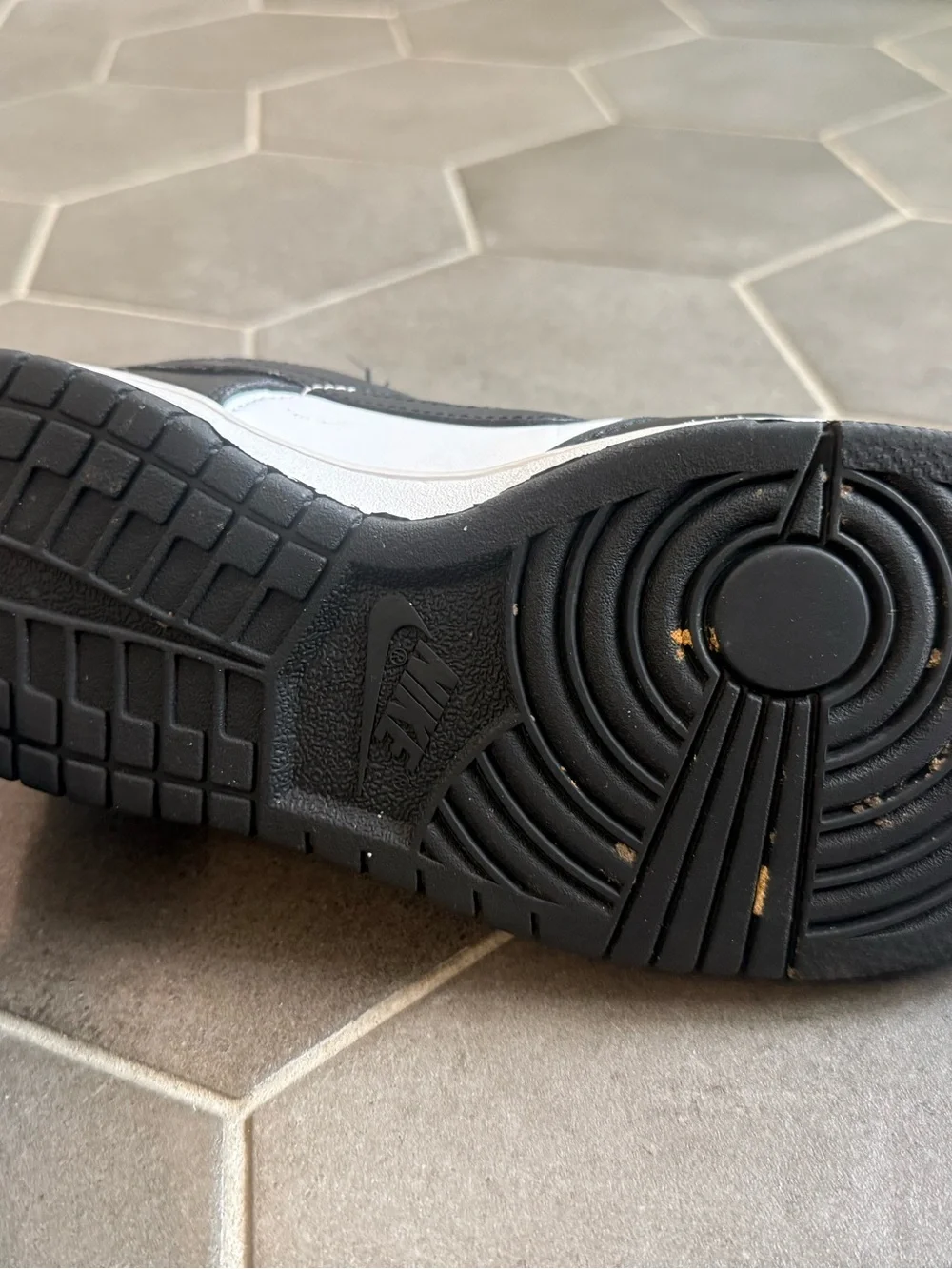 Nike classic kids